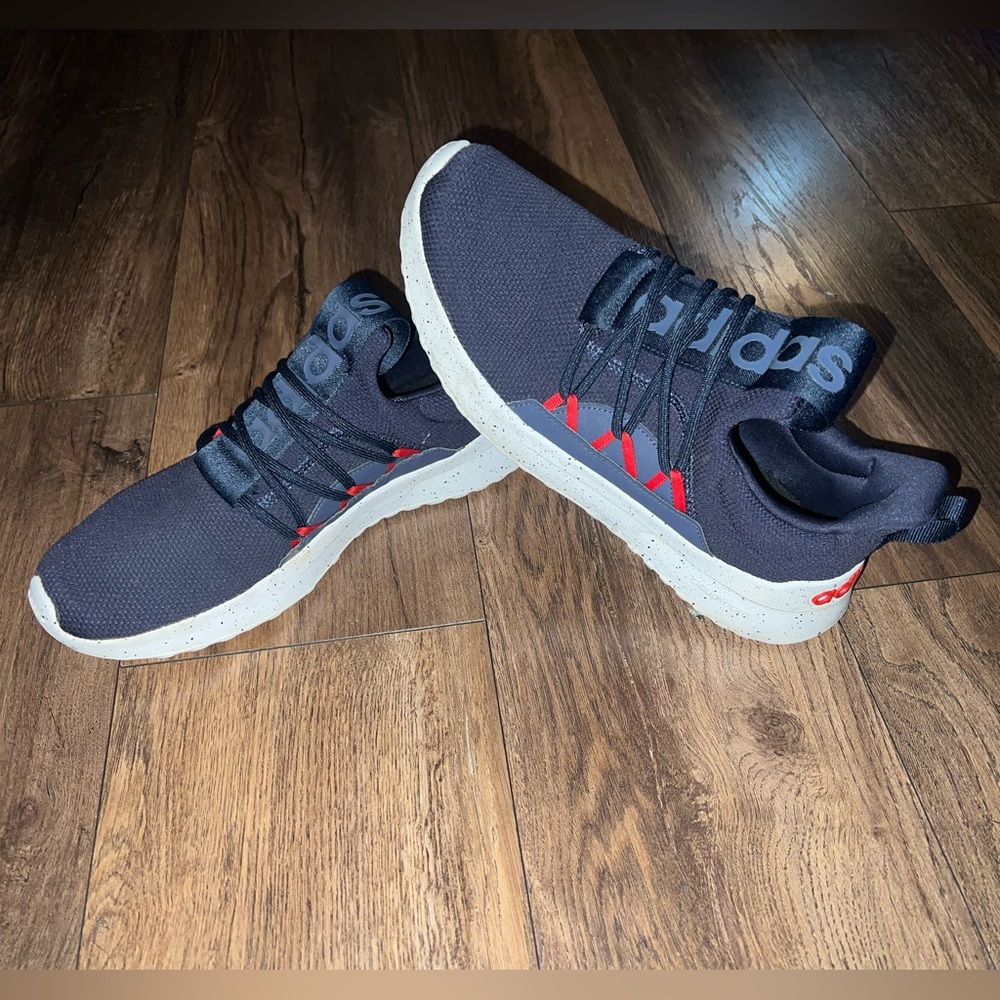 Men’s Size 10.5 Adidas Lite Racer Adapt 5.0 Running Shoe.